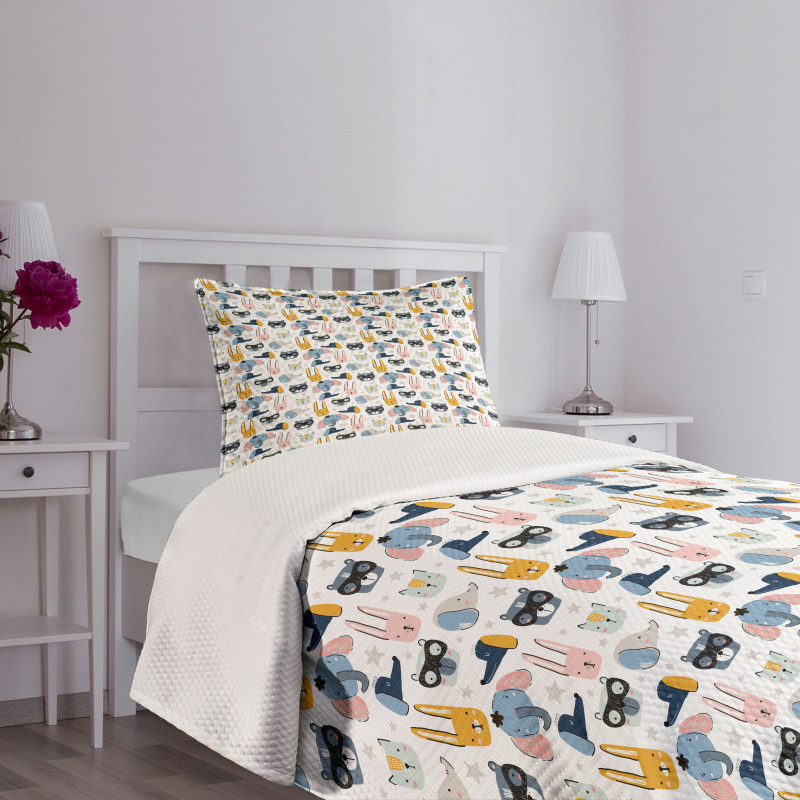 Doodle Design Animals Bedspread Set