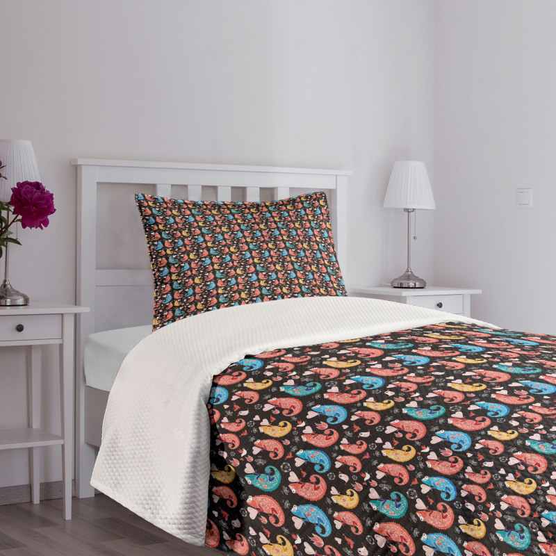 Abstract Reptiles Love Bedspread Set