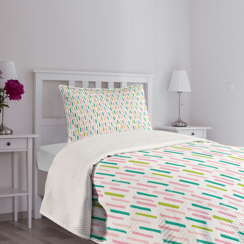 Scratchy Rough Strokes Bedspread Set