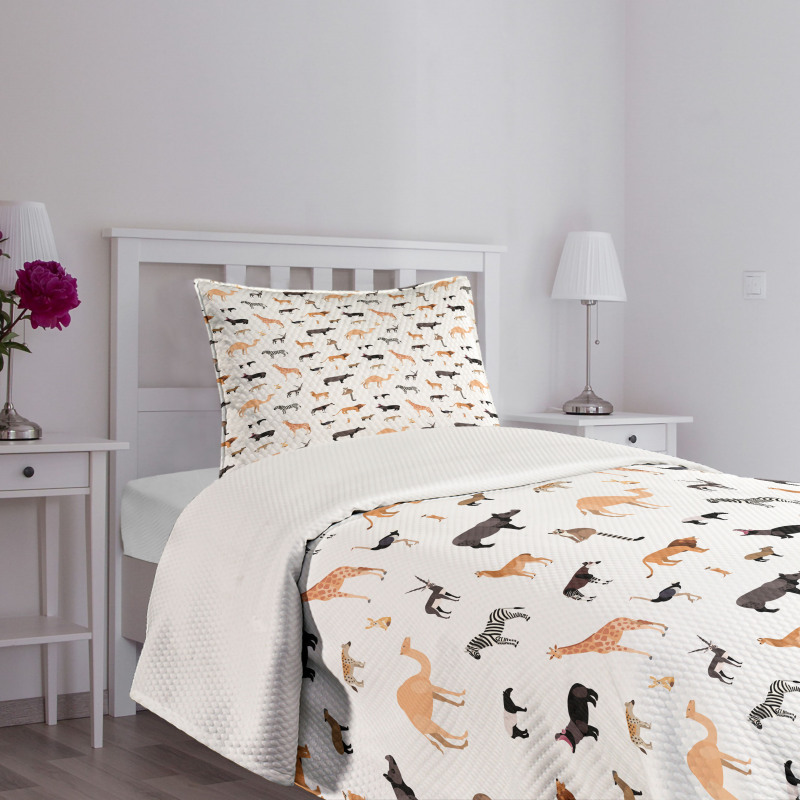 Various Exotic Wild Animals Bedspread Set