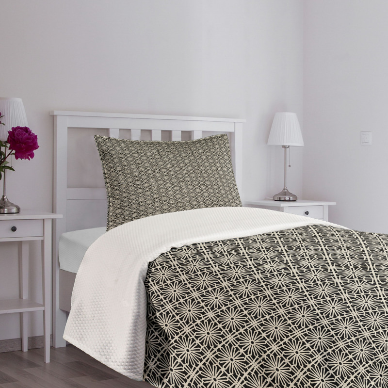 Classic Geometric Floral Bedspread Set