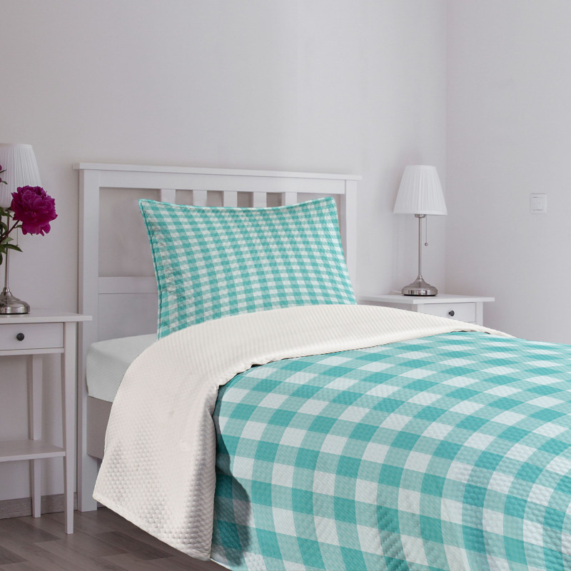 Soft Tones Checkered Bedspread Set