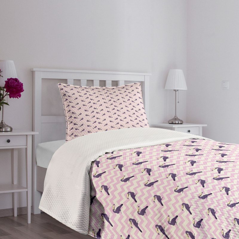 Toucan Birds on Chevrons Bedspread Set