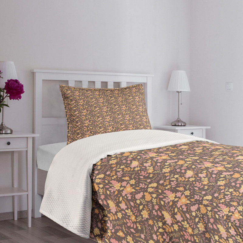 Pastel Vintage Floral Art Bedspread Set