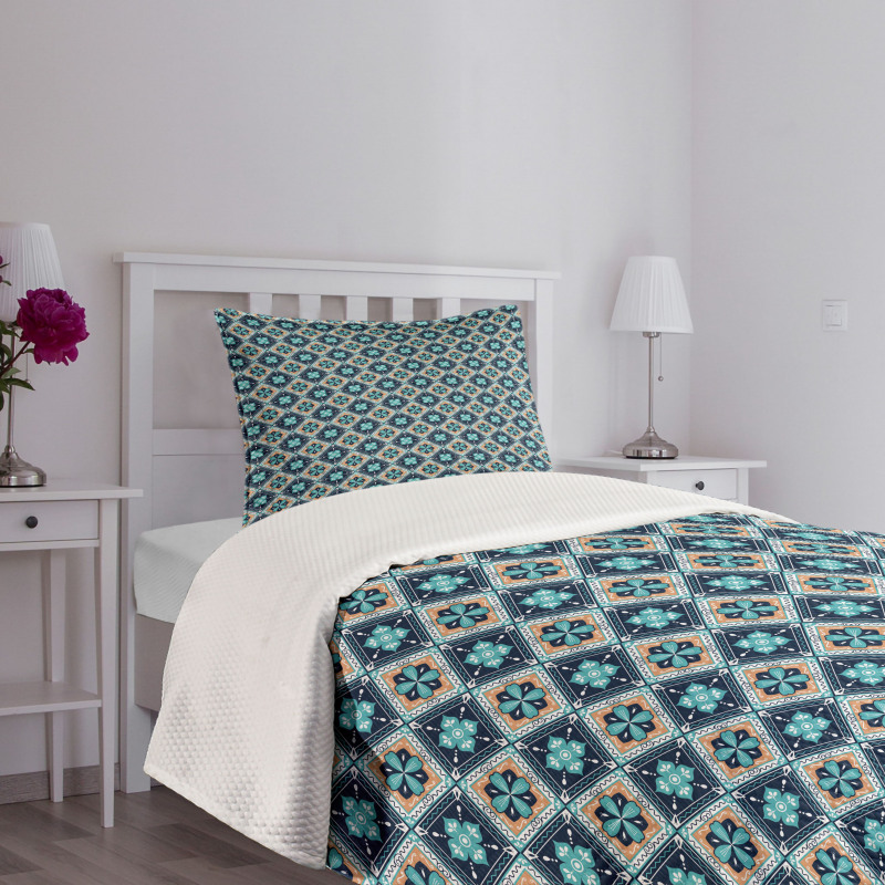 Flower Motif Squares Bedspread Set