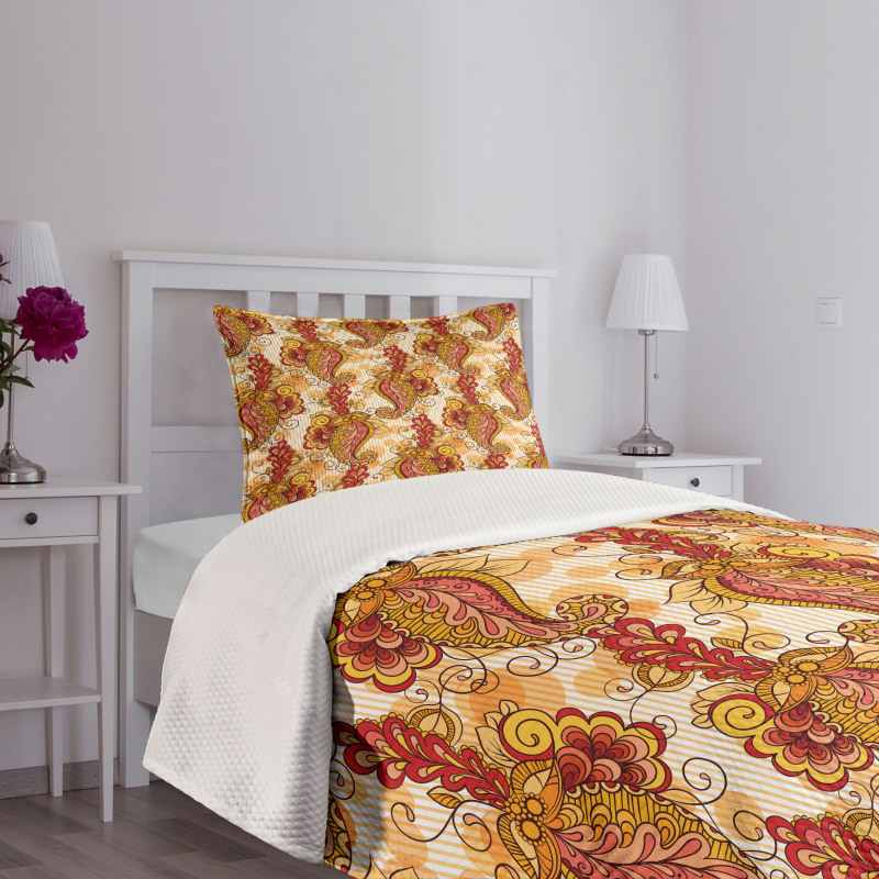 Ornate Paisley Bedspread Set