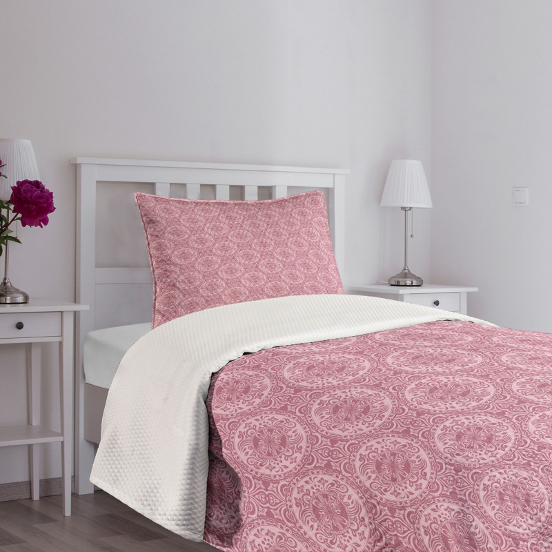 Mystic Flowers and Circles Bedspread Set