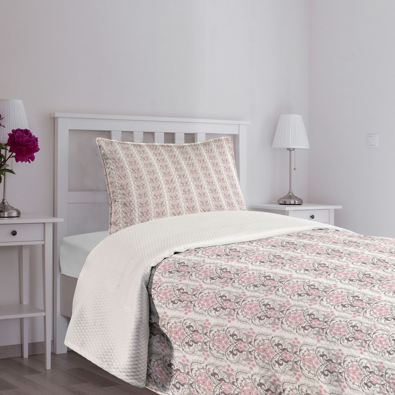 Floral Botany in Pastel Tone Bedspread Set