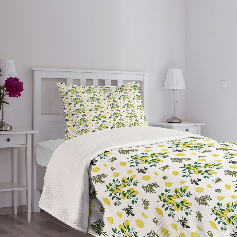 Olives and Lemons Growing Bedspread Set