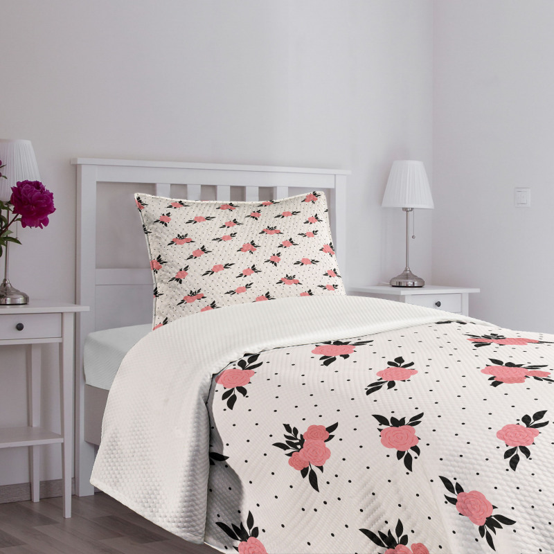 Vintage Roses and Leaves Bedspread Set