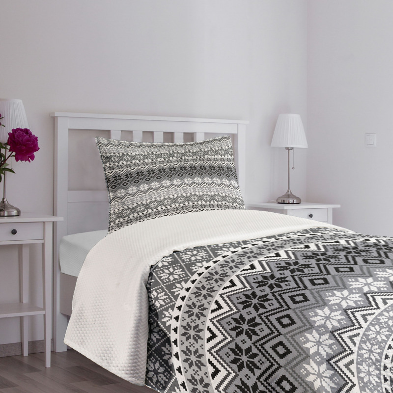 Nordic Snowflake Pattern Bedspread Set