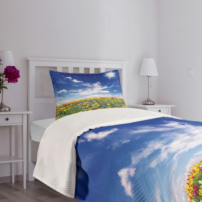 Flowers Cloudy Sky Bedspread Set