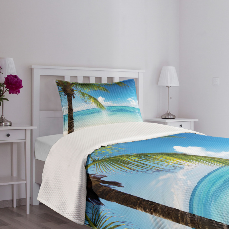 Exotic Beach Shoreline Bedspread Set