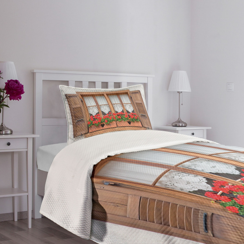 European Rustic Shutters Bedspread Set