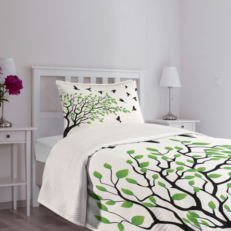 Flying Birds Spring Peace Bedspread Set