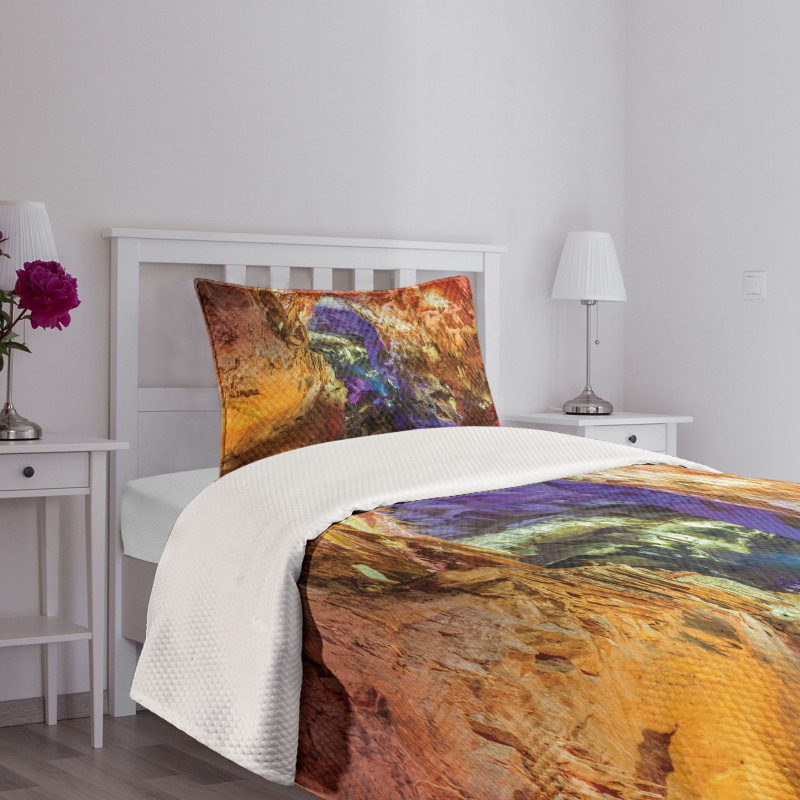 Prometheus Cave View Bedspread Set