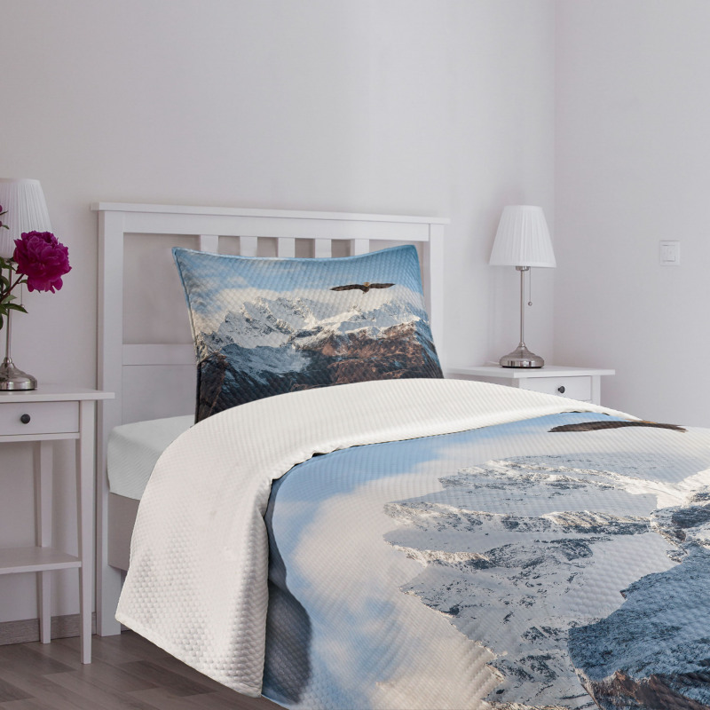 Mountain Flying Eagle Bedspread Set