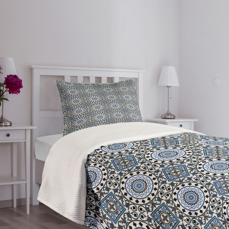 Mosaic Motifs Bedspread Set