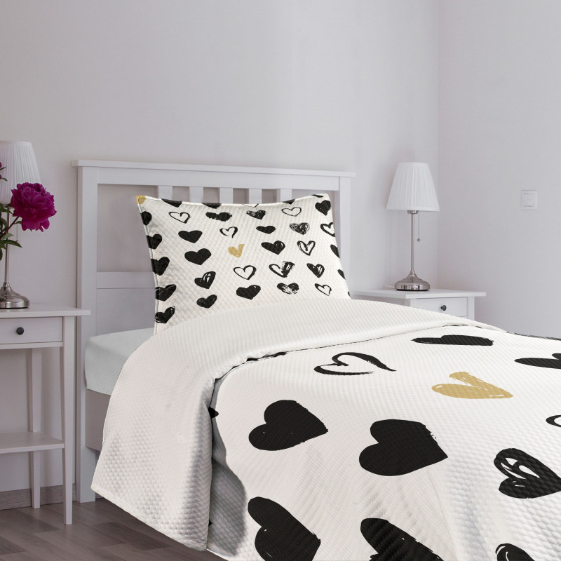 Small Heart Hipster Bedspread Set