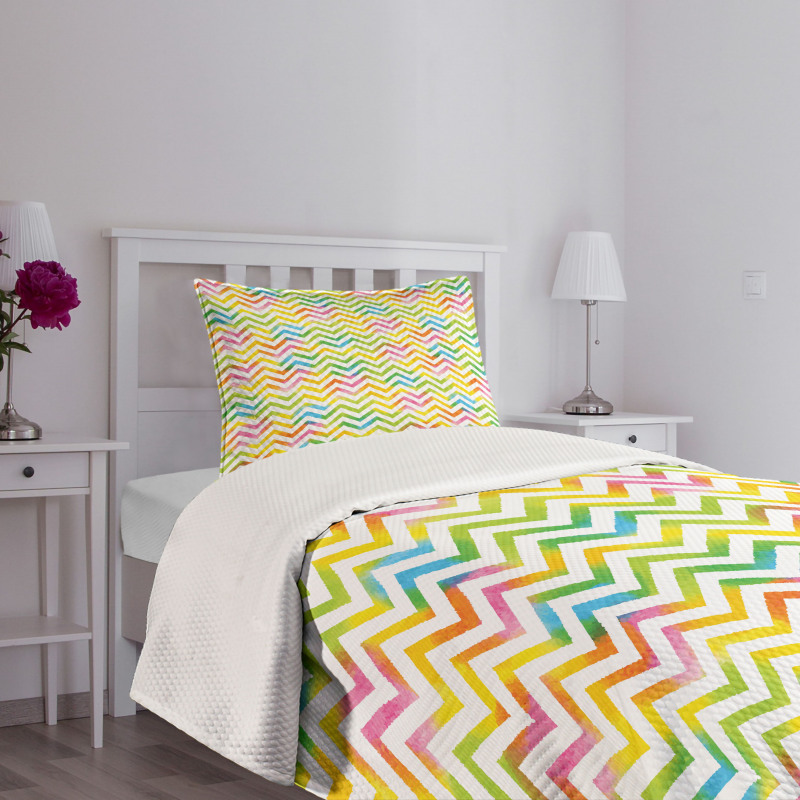 Colorful Geometrical Bedspread Set