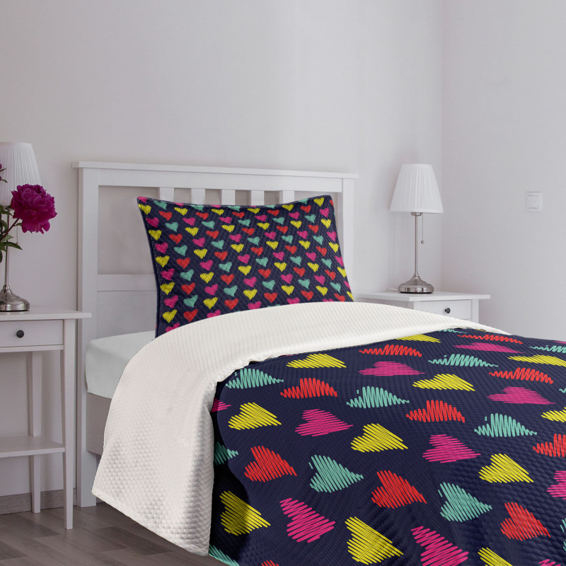 Hearts Love Happy Bedspread Set