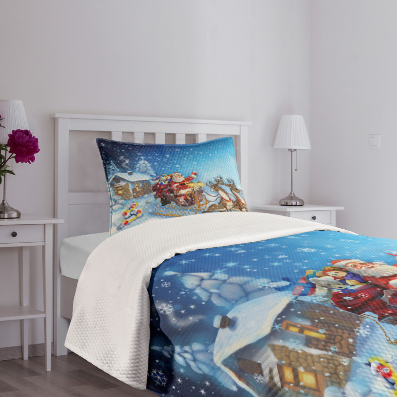 Santa in Sleigh Toys Bedspread Set