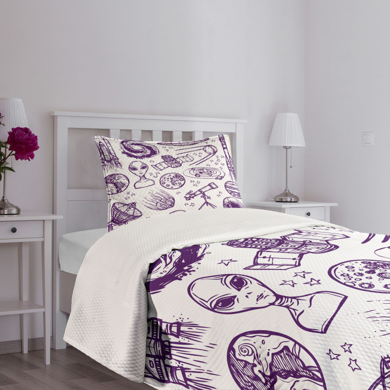 Sketch Alien Planet Art Bedspread Set