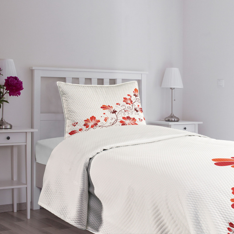 Floral Petal Ornaments Bedspread Set