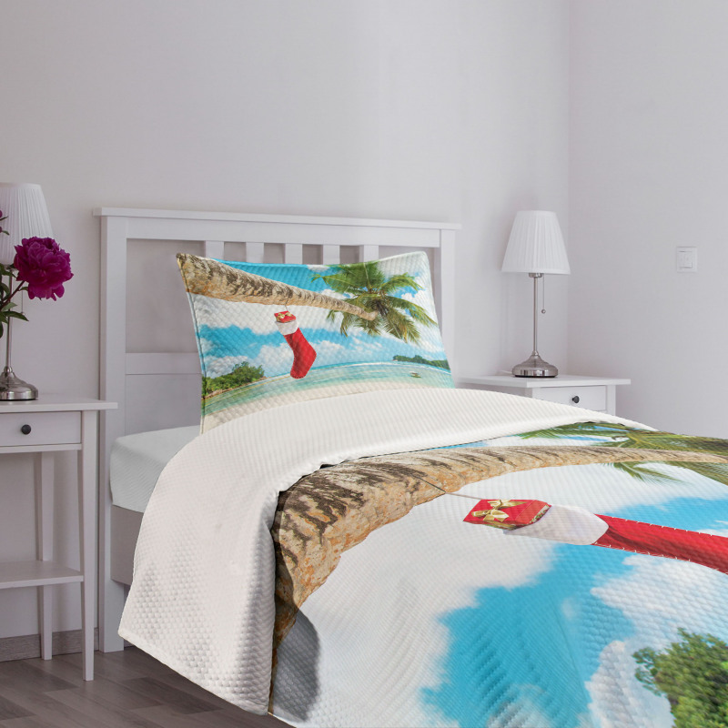 Beach Xmas Stockings Bedspread Set