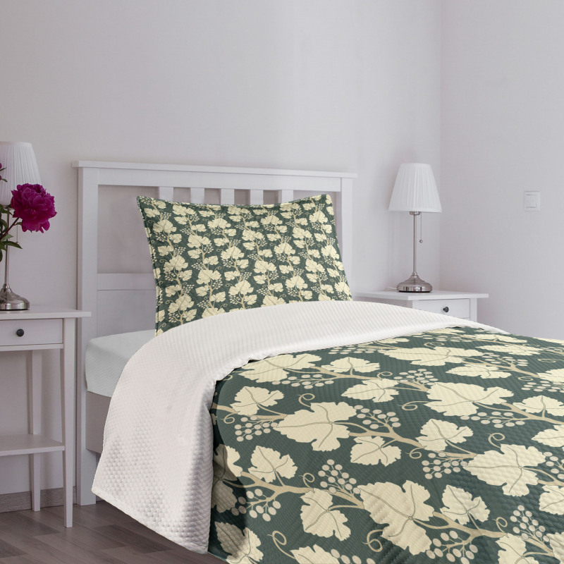 Floral Farming Pattern Bedspread Set