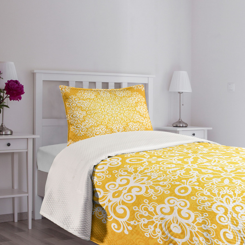 Floral Snowflakes Bedspread Set