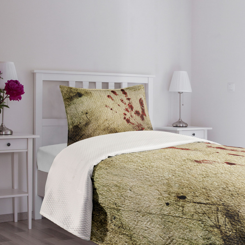 Bloddy Dirty Hand Bedspread Set