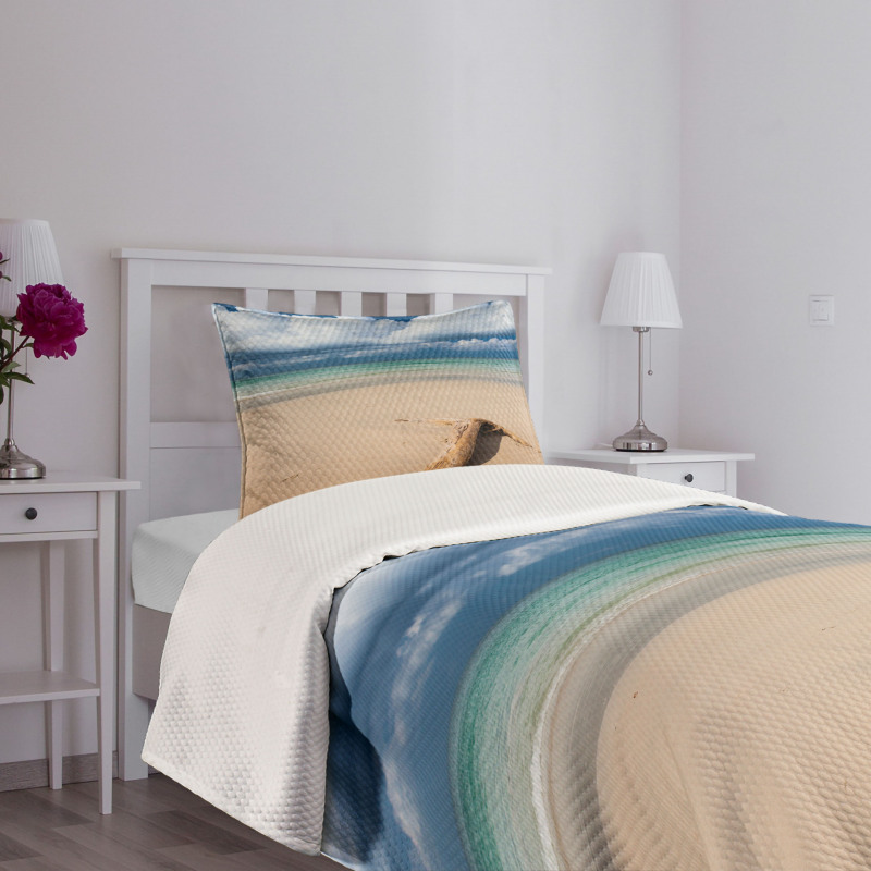 Sandy Beach and Clouds Bedspread Set