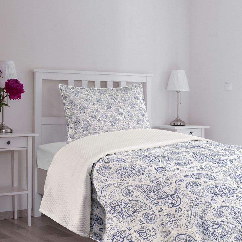 Abstract Buds and Dots Bedspread Set