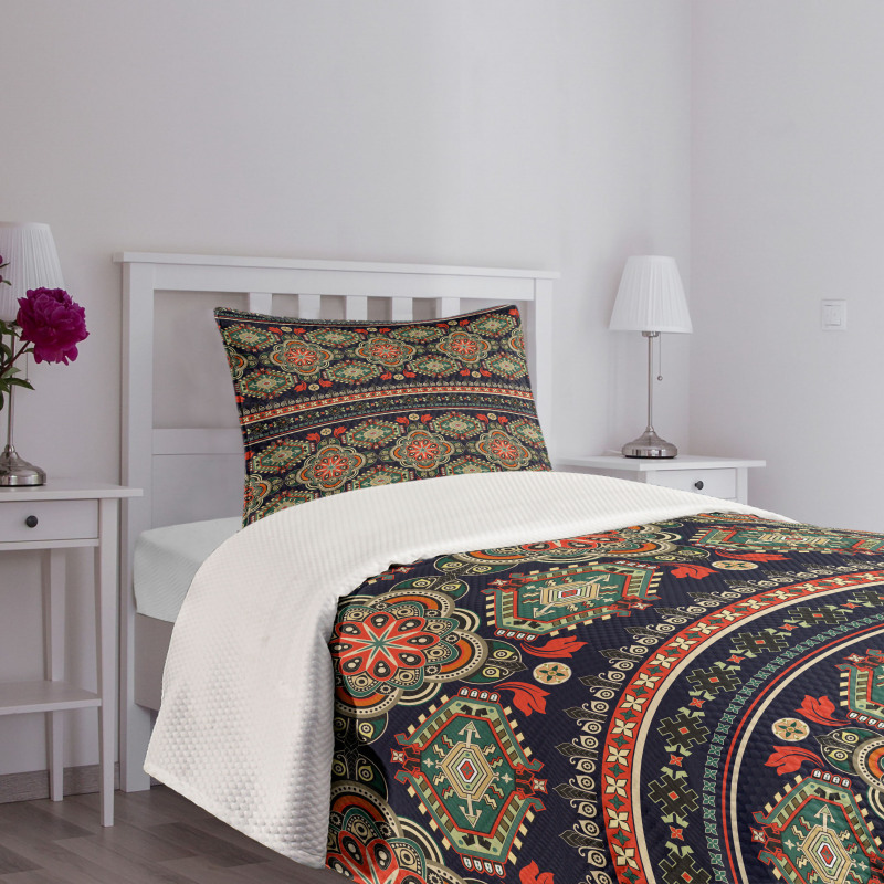 Floral Geometric Shapes Bedspread Set