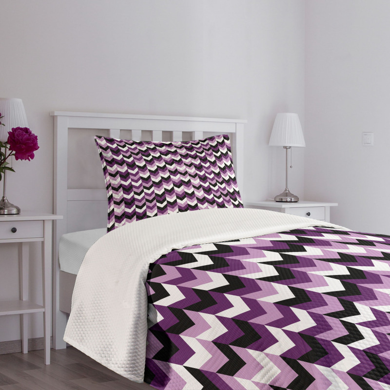 Zig Zag Retro Arrows Bedspread Set