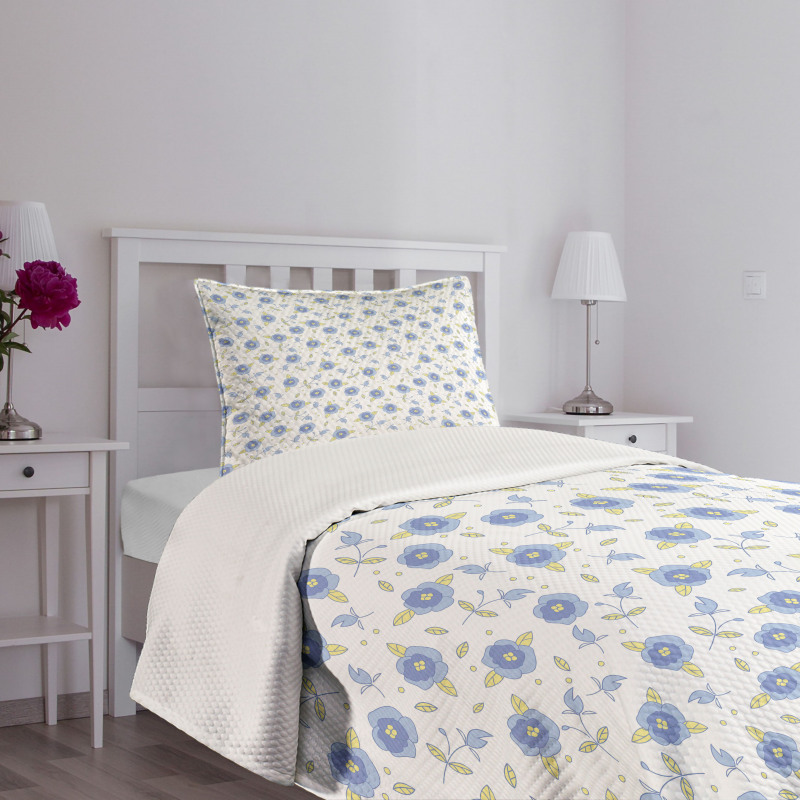 Flourishing Summer Roses Bedspread Set