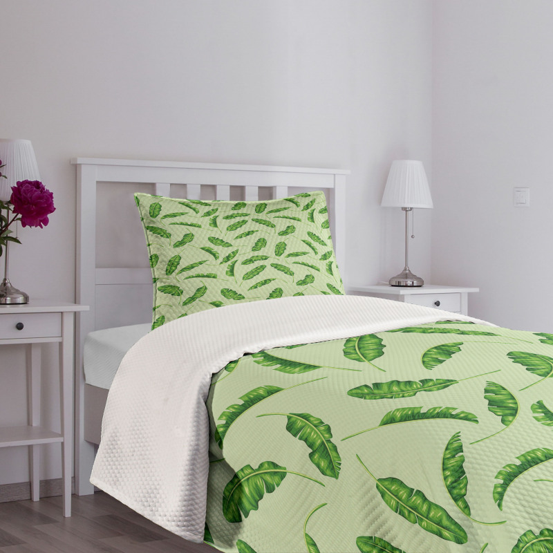 Oceanic Climate Palms Bedspread Set