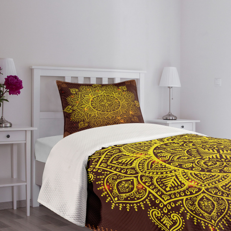 Oriental Snowflake Art Bedspread Set