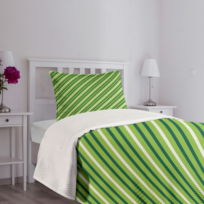 Irish Striped Pattern Bedspread Set