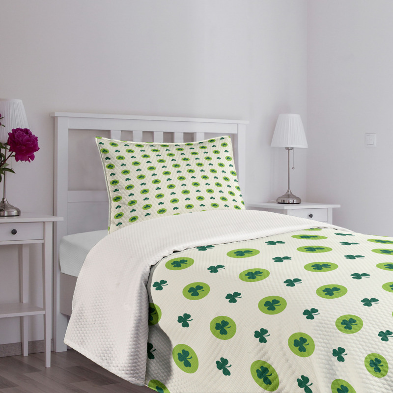 Clovers Green Dots Irish Bedspread Set