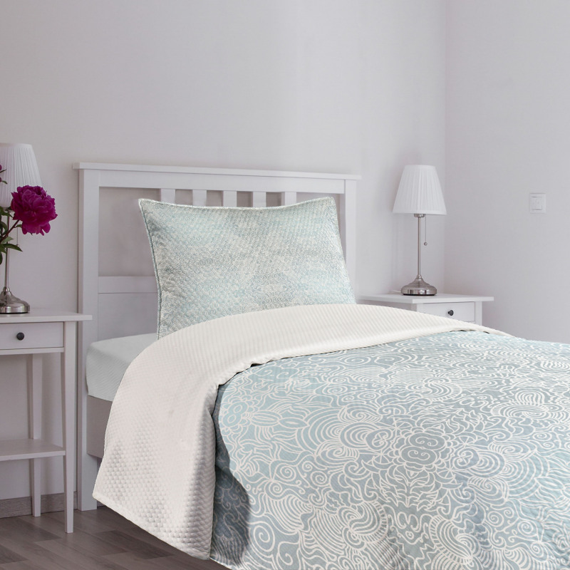 Swirled Floral Lines Bedspread Set