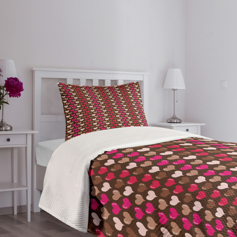 Vibrant Heart Romance Bedspread Set