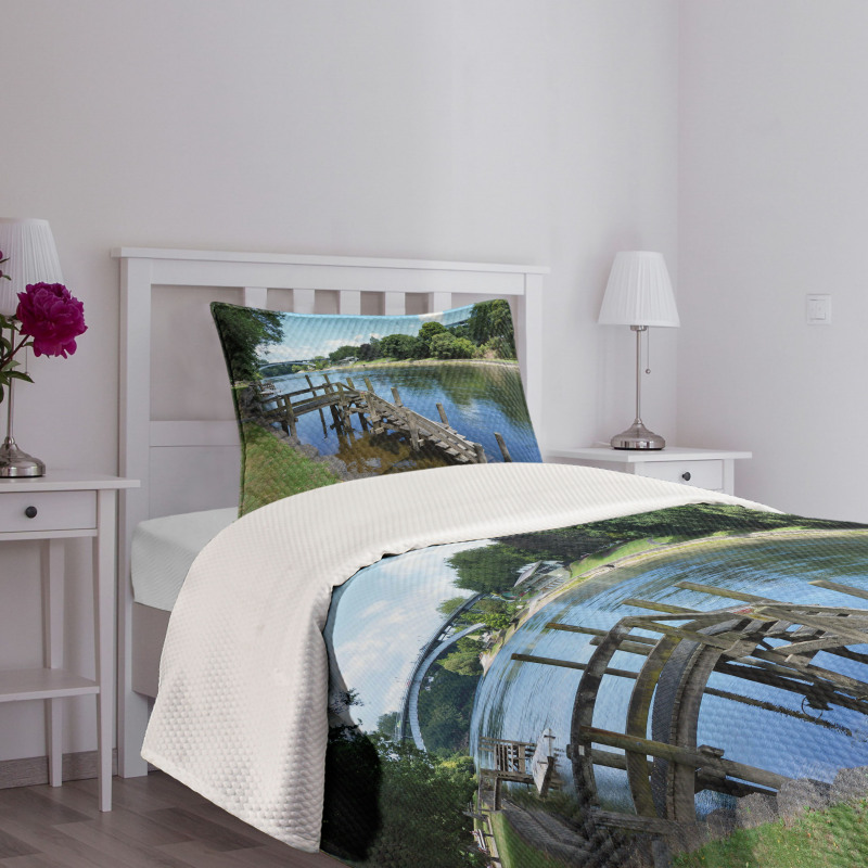 Waikato River Hamilton Bedspread Set