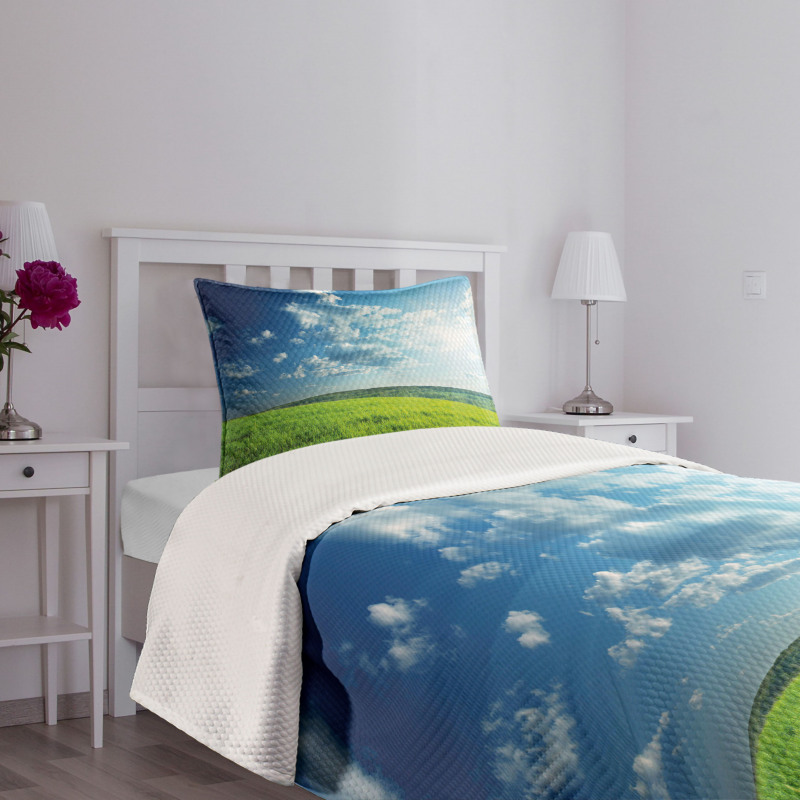 Meadow Valley Cloud Sun Bedspread Set