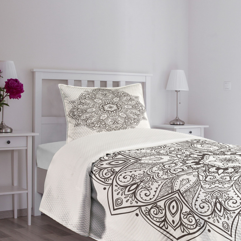 Eastern Psychedelic Bedspread Set