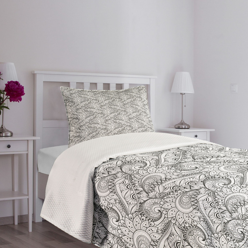 Paisley Sea Waves Floral Bedspread Set