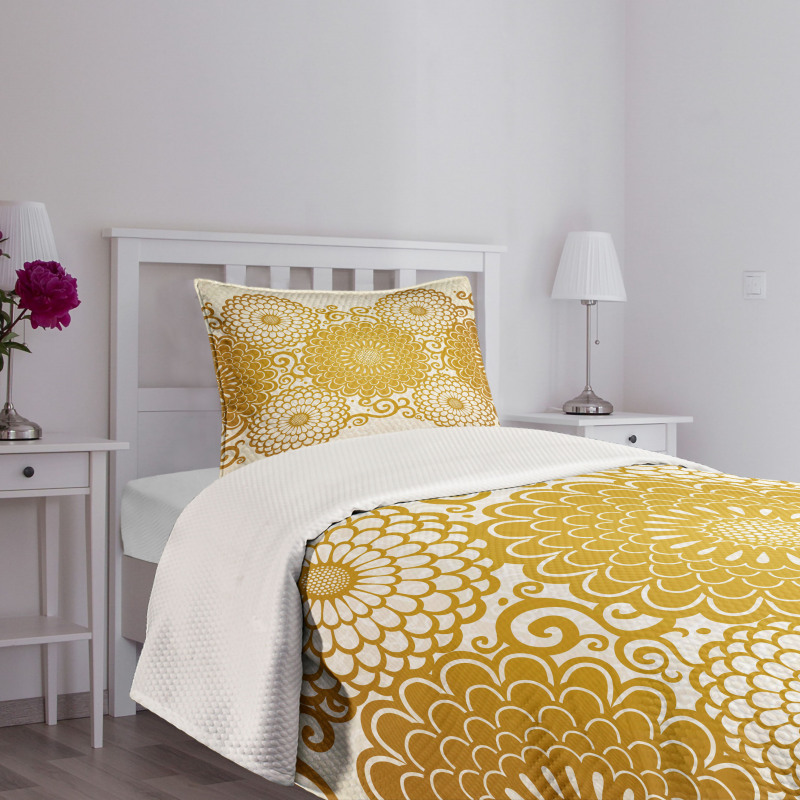 Spring Flowers Border Bedspread Set