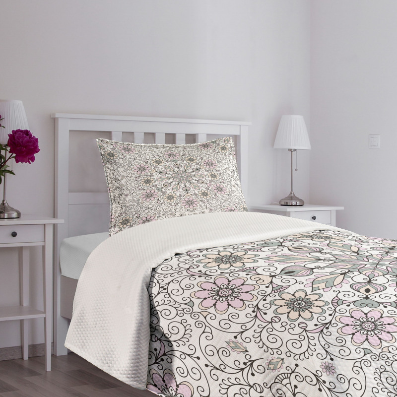 Flower Swirls Doily Style Bedspread Set