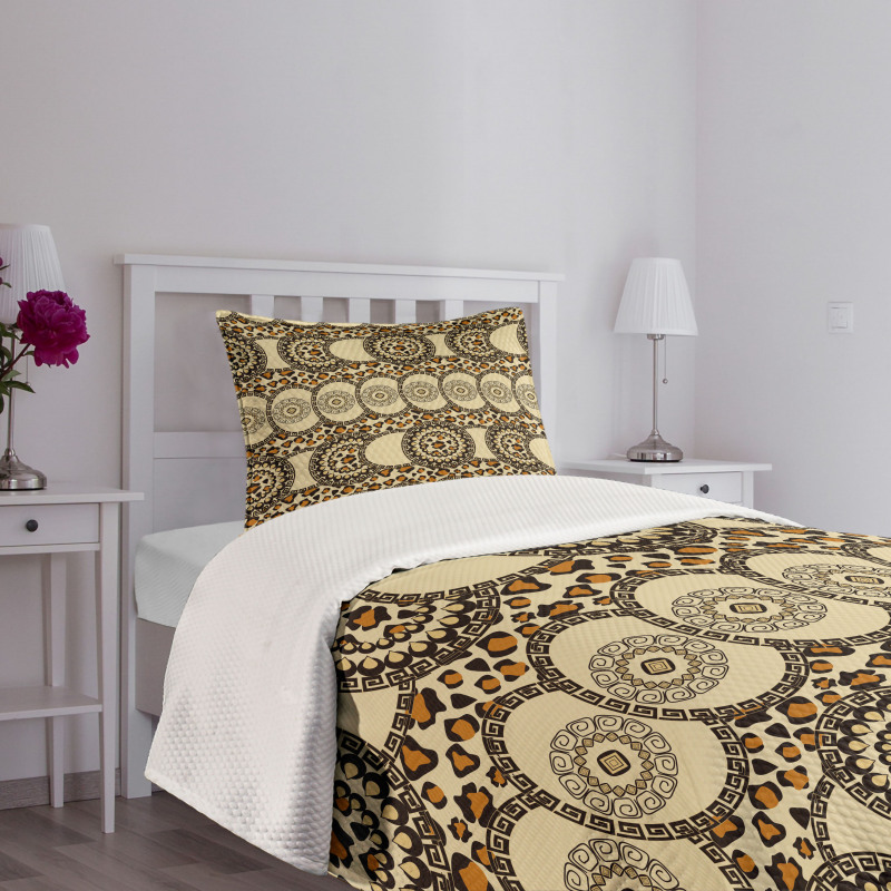 Folk Jungle Animal Boho Bedspread Set